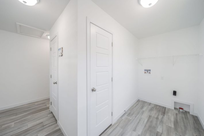 S & F REDBUD ESTATES SALES CENTER - Image 9