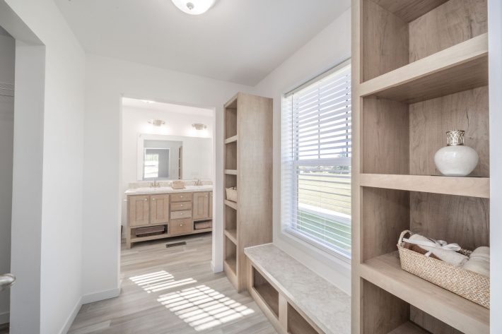 S & F REDBUD ESTATES SALES CENTER - Image 31