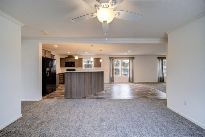 S & F KINNEBROOK SALES CENTER - Image 3