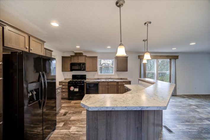 S & F KINNEBROOK SALES CENTER - Image 5