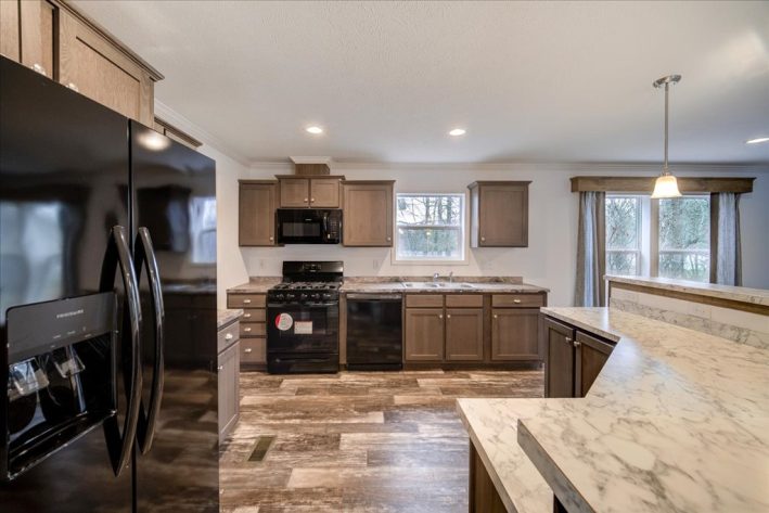 S & F KINNEBROOK SALES CENTER - Image 11