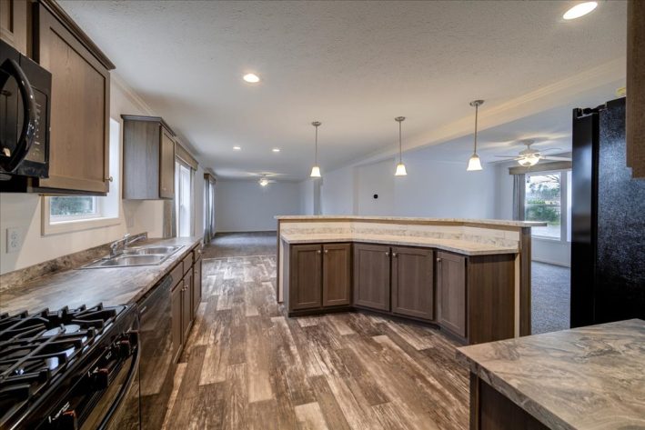 S & F KINNEBROOK SALES CENTER - Image 15