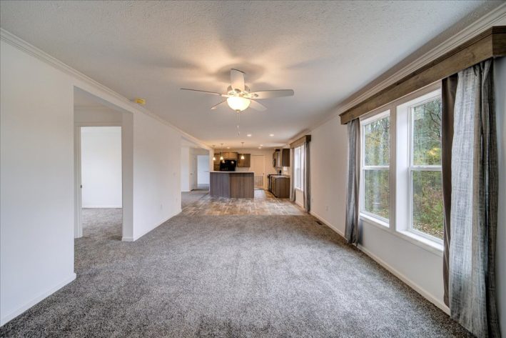 S & F KINNEBROOK SALES CENTER - Image 18