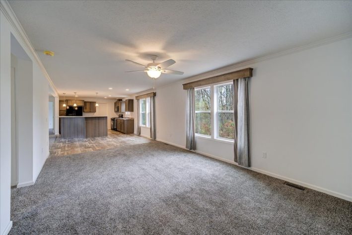 S & F KINNEBROOK SALES CENTER - Image 19