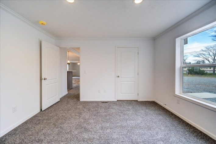 S & F KINNEBROOK SALES CENTER - Image 29