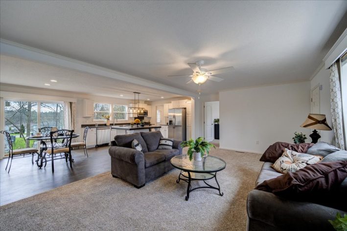 S & F KINNEBROOK SALES CENTER - Image 2