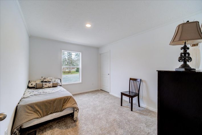 S & F KINNEBROOK SALES CENTER - Image 24