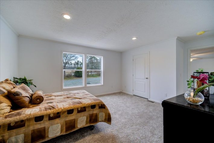 S & F KINNEBROOK SALES CENTER - Image 29