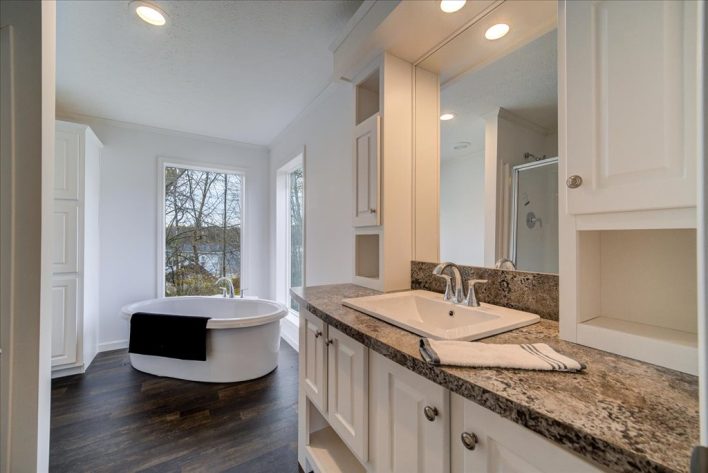 S & F KINNEBROOK SALES CENTER - Image 31