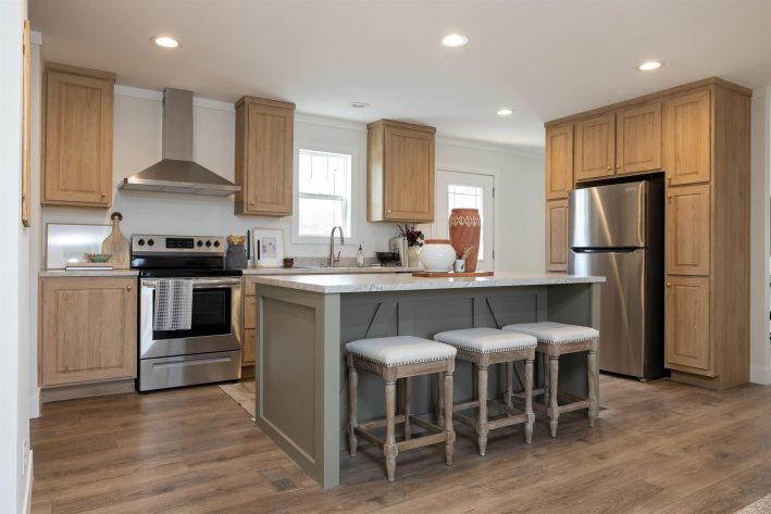 Iris Winds - Image 2