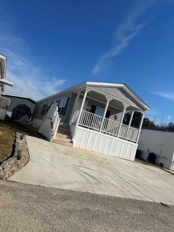 Iris Winds - Image 5