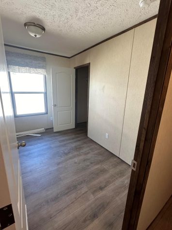 Iris Winds - Image 16