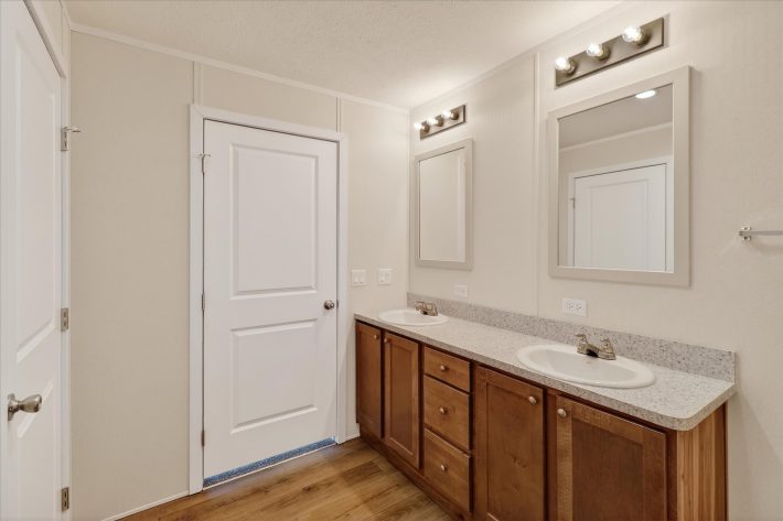 Bayshore Estates - Image 27