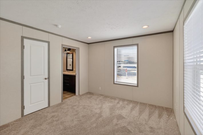 Bayshore Estates - Image 17