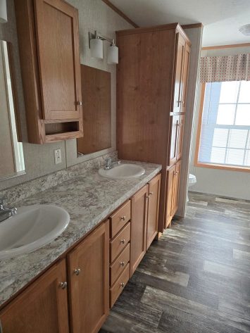 Brookview Village - Image 6