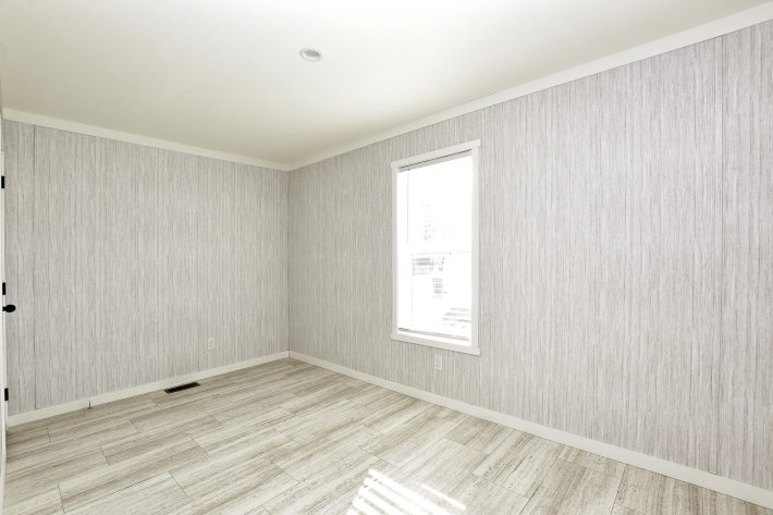 Crestview - Image 15