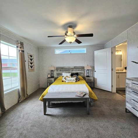 S & F SUNNY ACRES SALES CENTER - Image 4