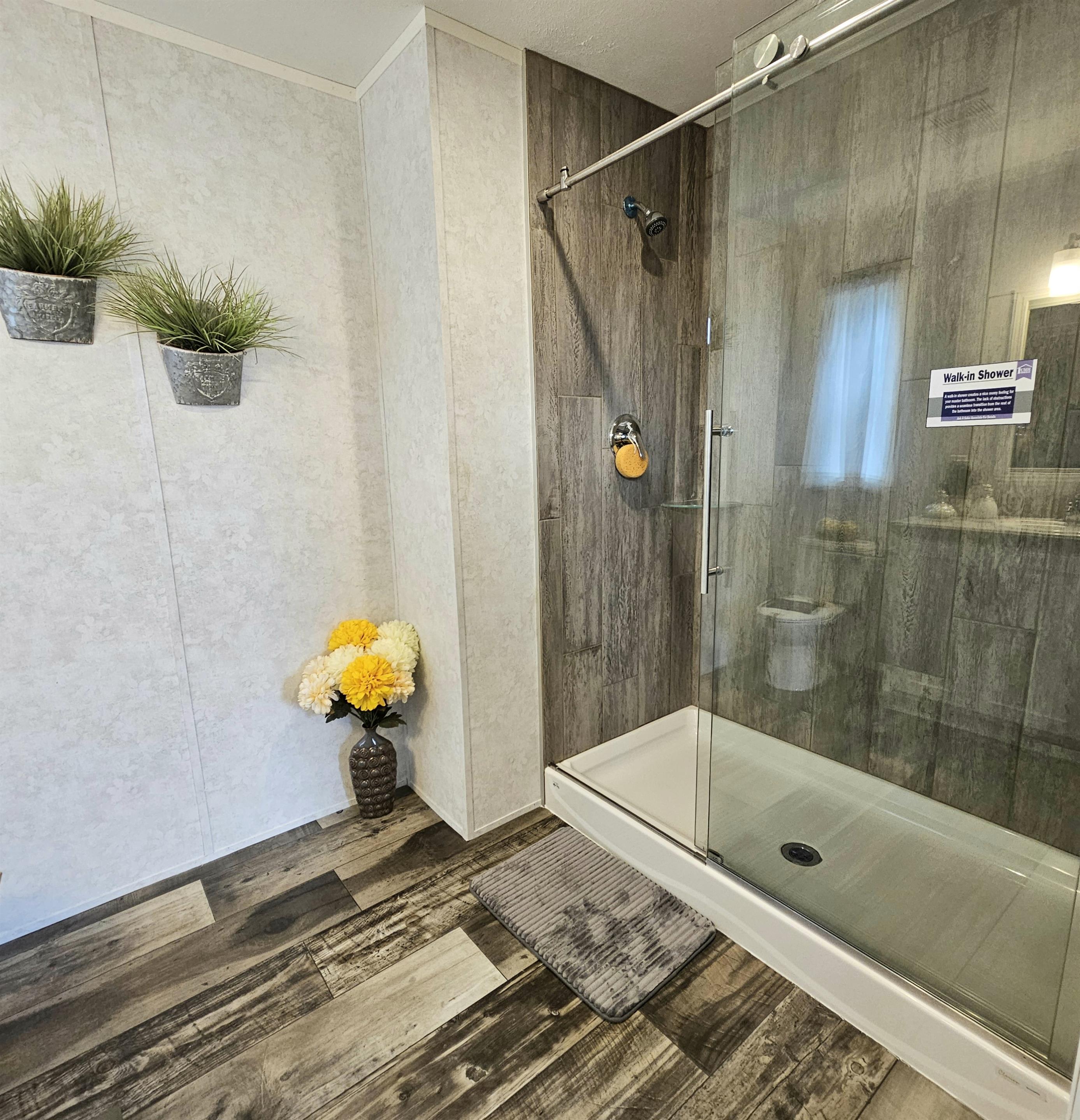 S & F SUNNY ACRES SALES CENTER - Image 15