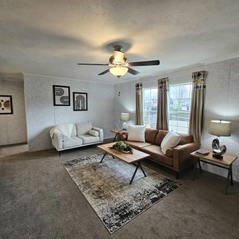 S & F SUNNY ACRES SALES CENTER - Image 16