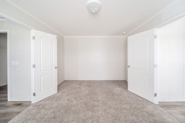 Camelot Village - Image 16