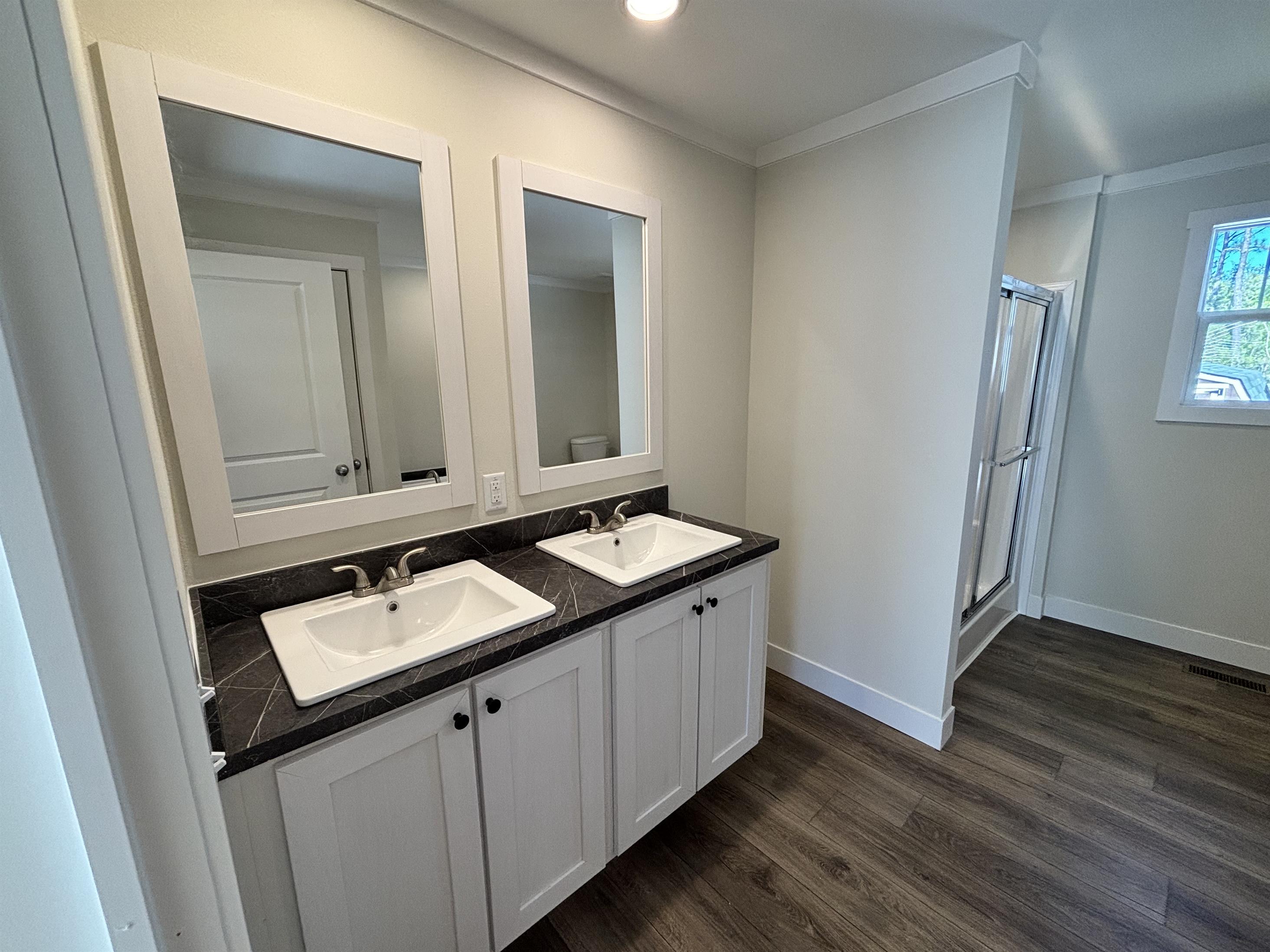 OZ Mighty Oak - Image 1