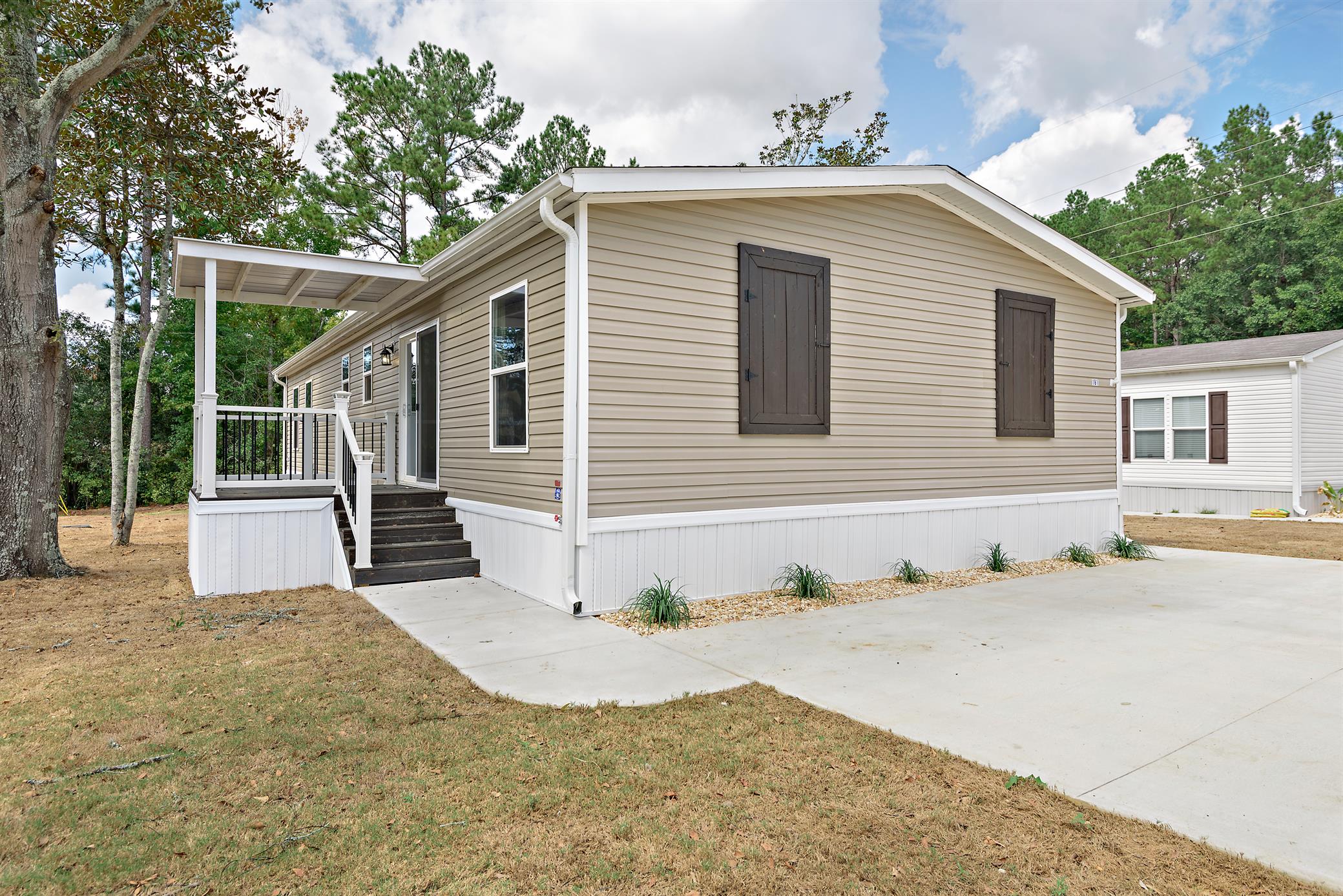 Saddle Creek - Image 1