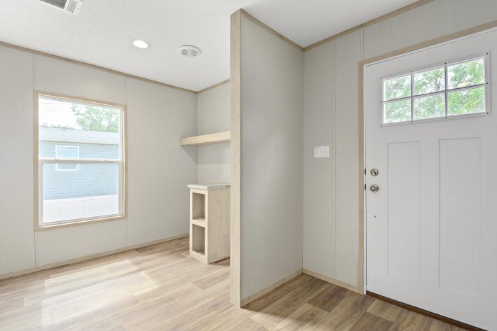 Saddle Creek - Image 16
