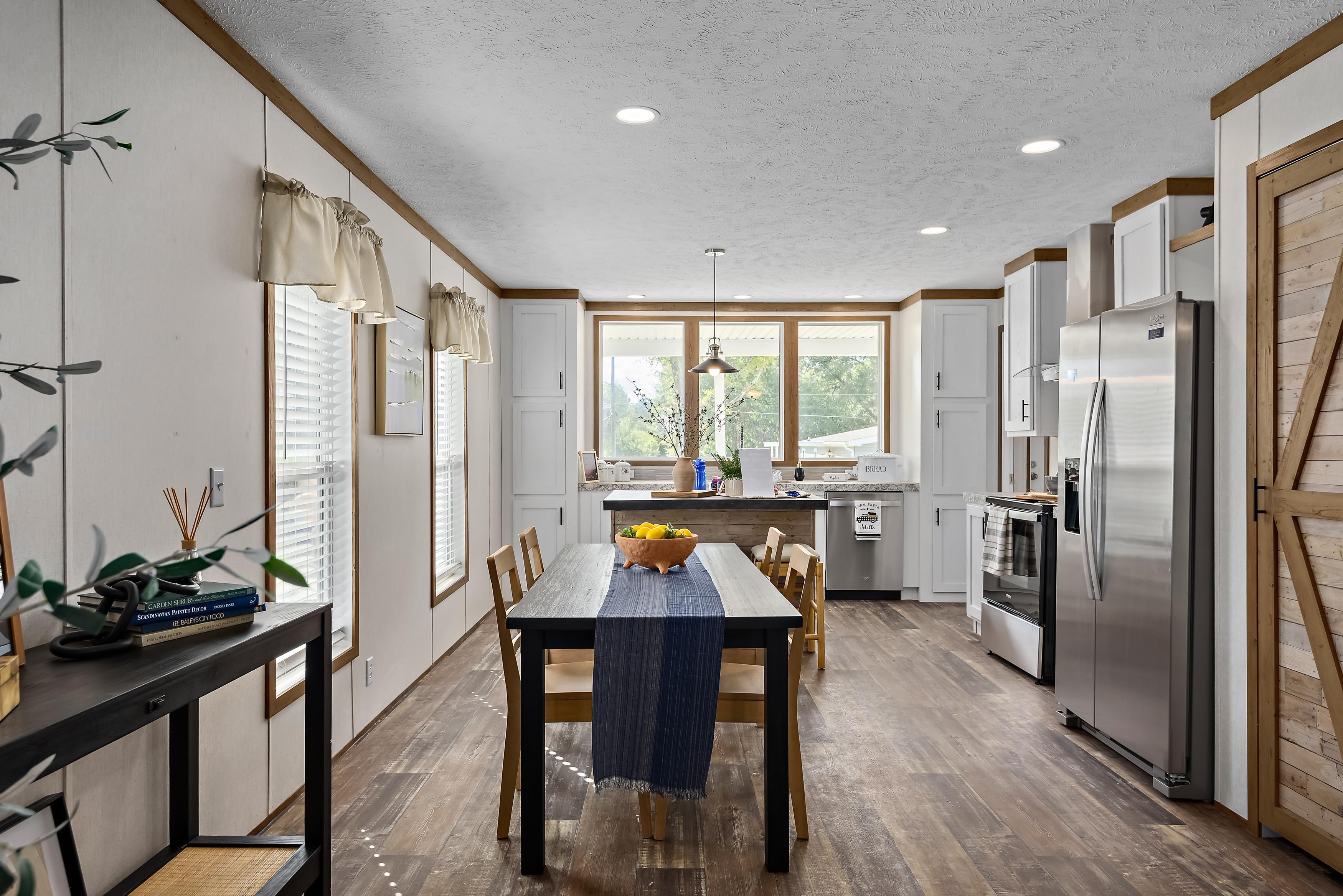 Saddle Creek - Image 6