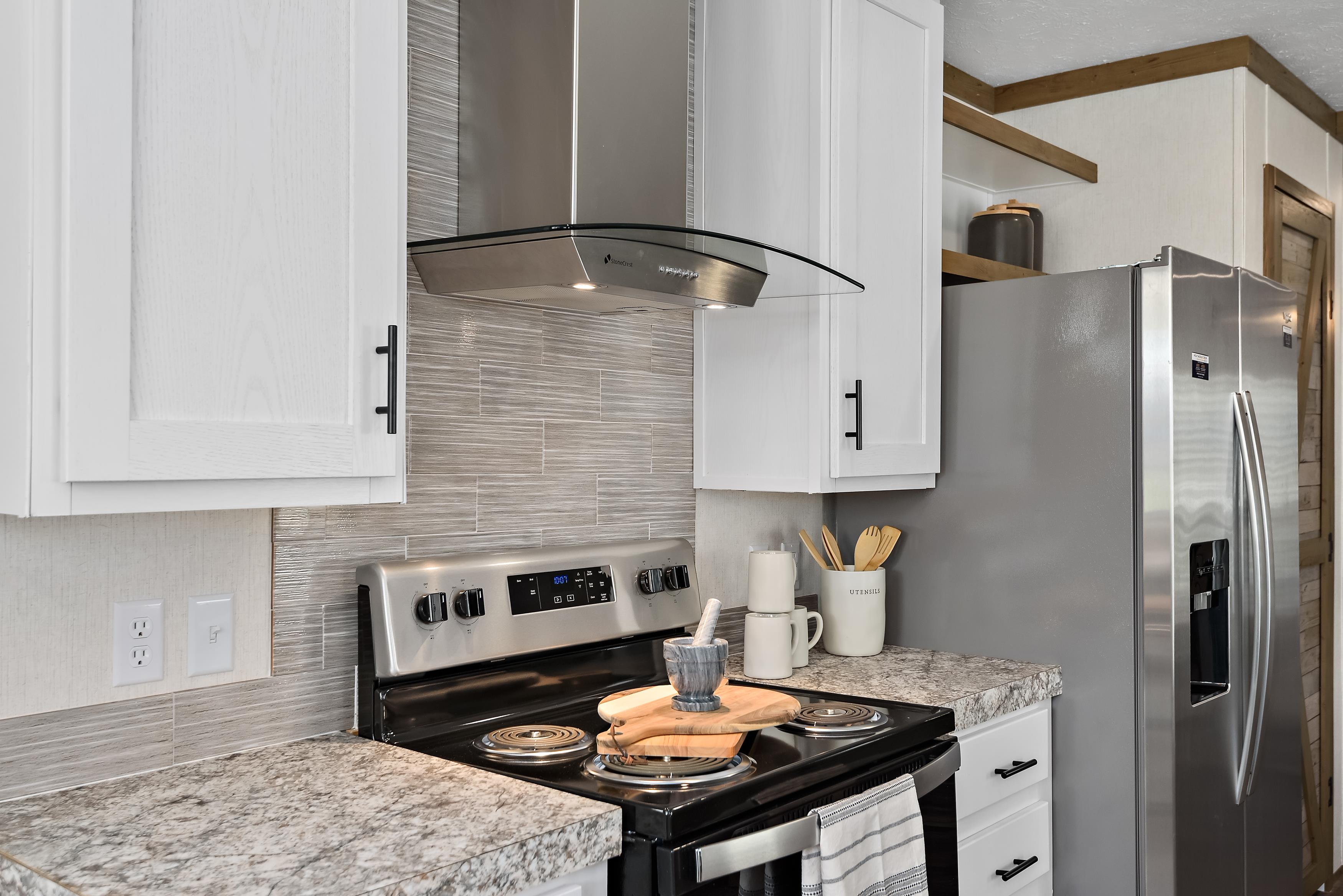 Saddle Creek - Image 8