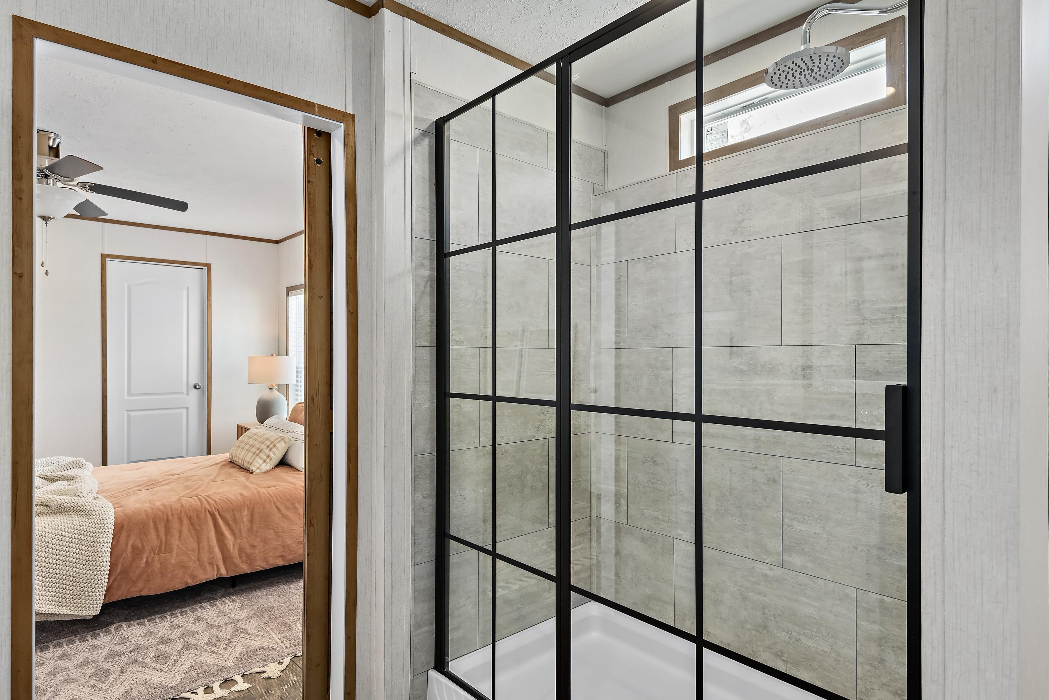 Saddle Creek - Image 24