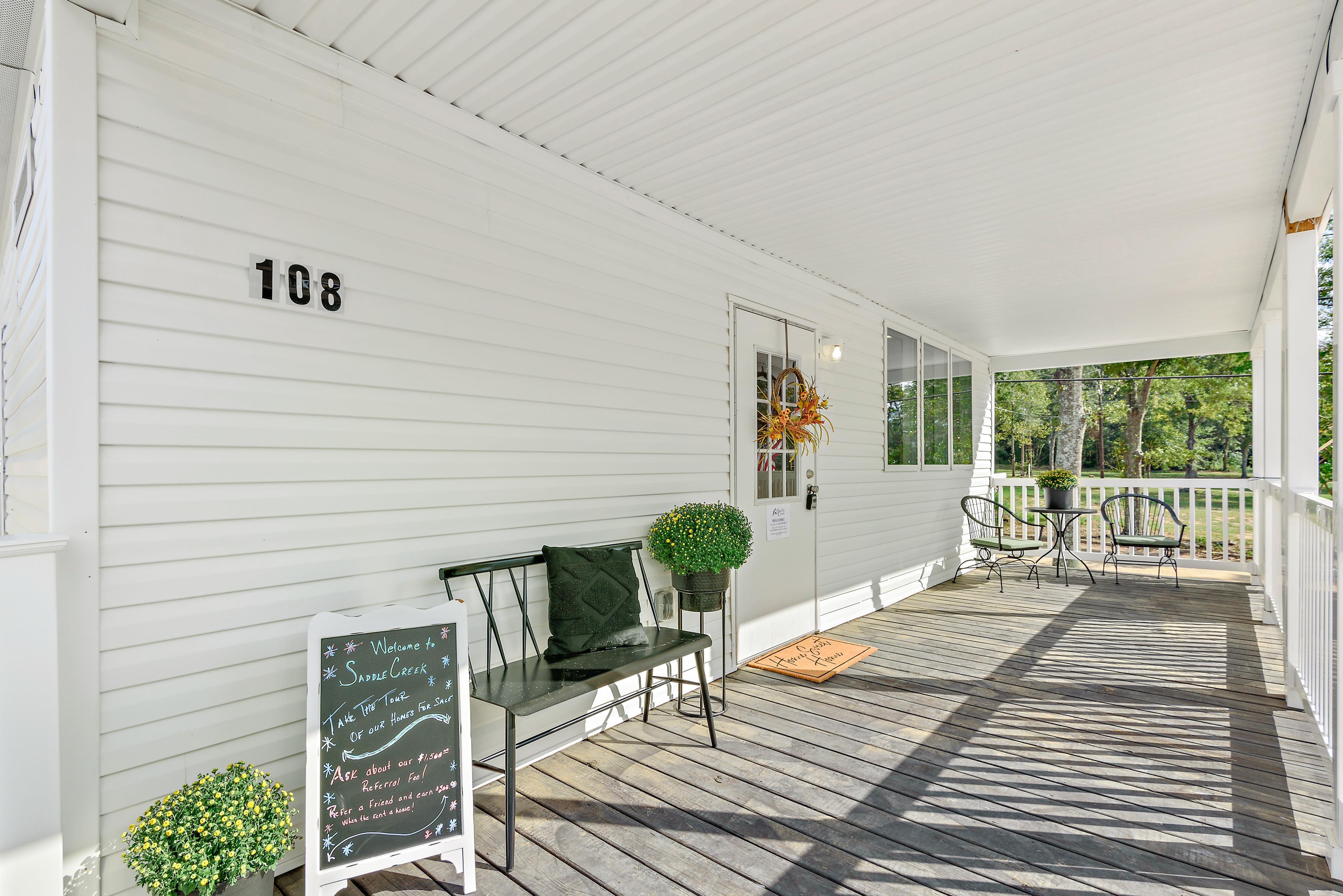 Saddle Creek - Image 33