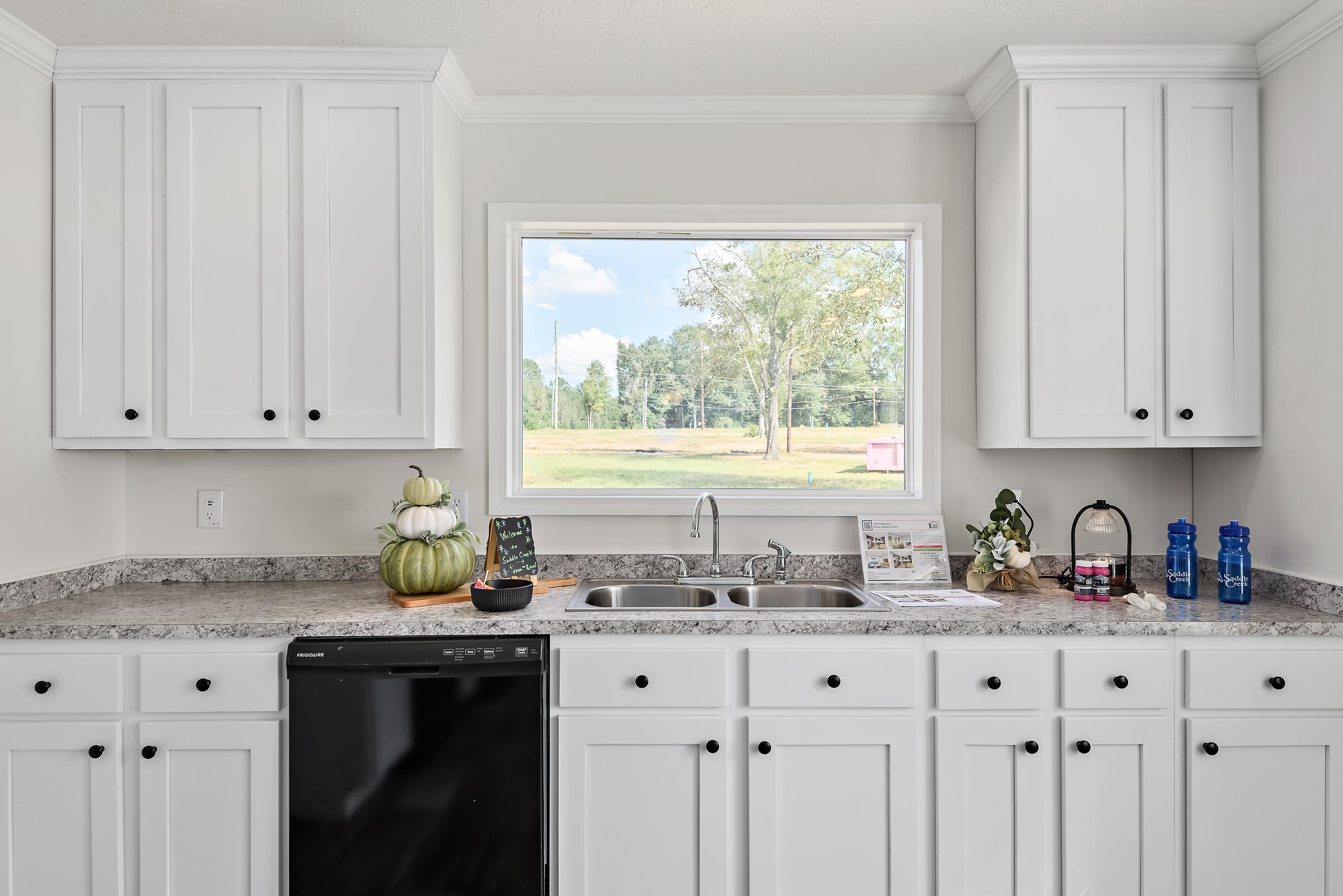 Saddle Creek - Image 4