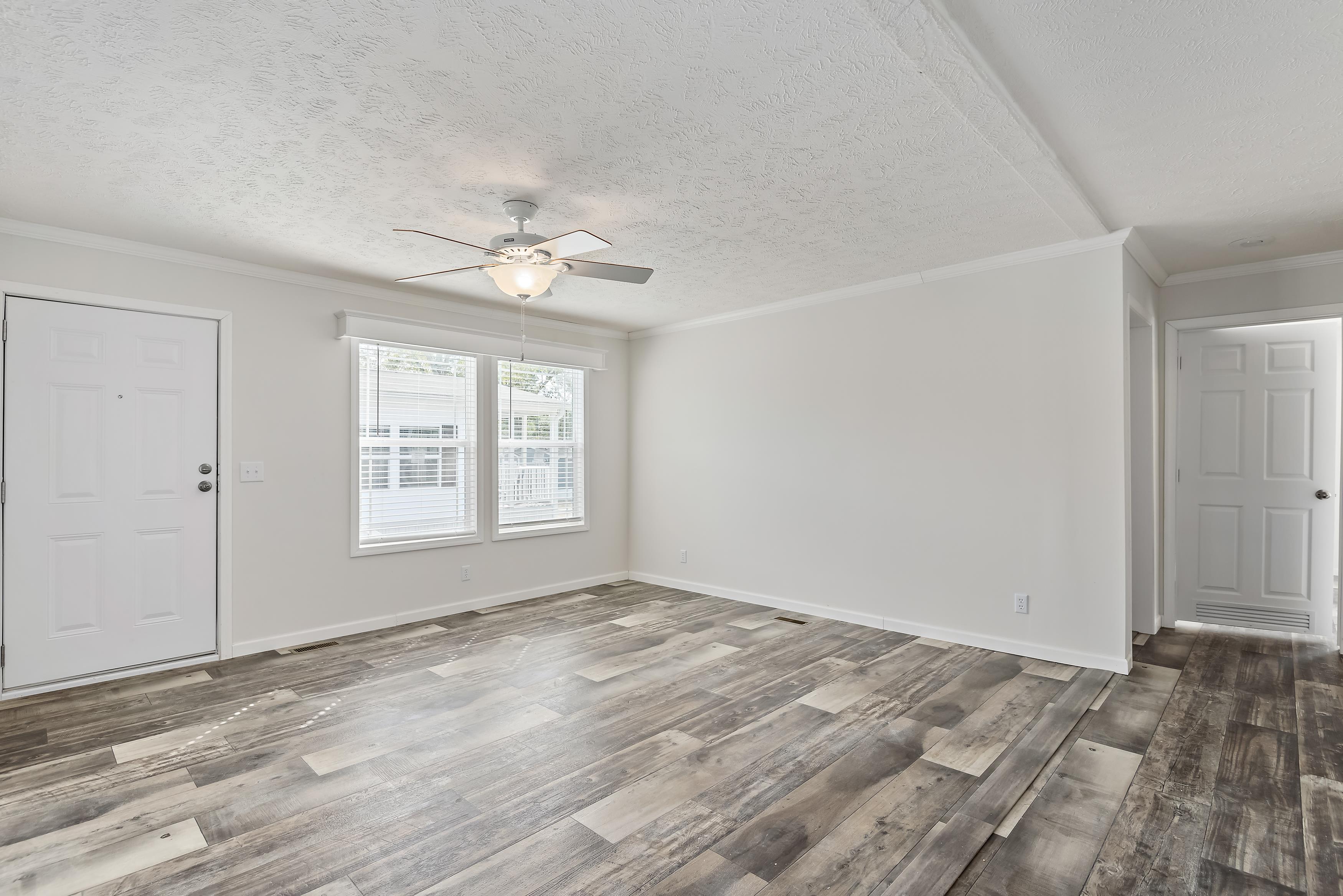 Saddle Creek - Image 7