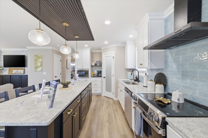 Cinnamon Woods - Image 13