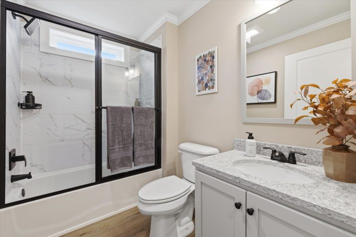 Cinnamon Woods - Image 32