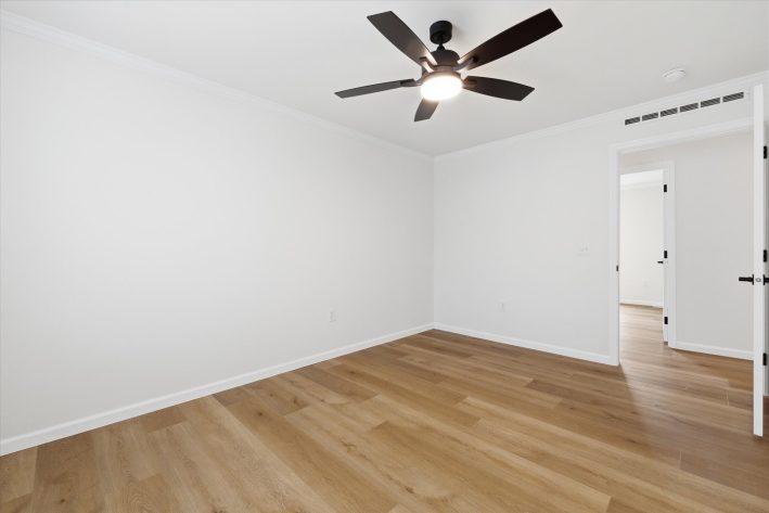 Cinnamon Woods - Image 32