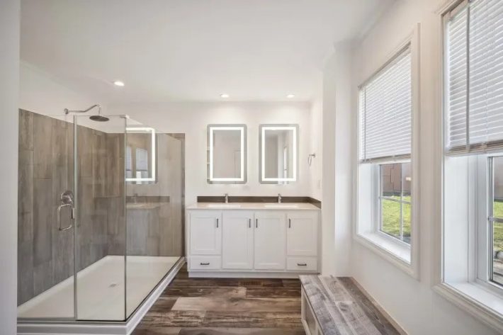 D & R Village - Image 6