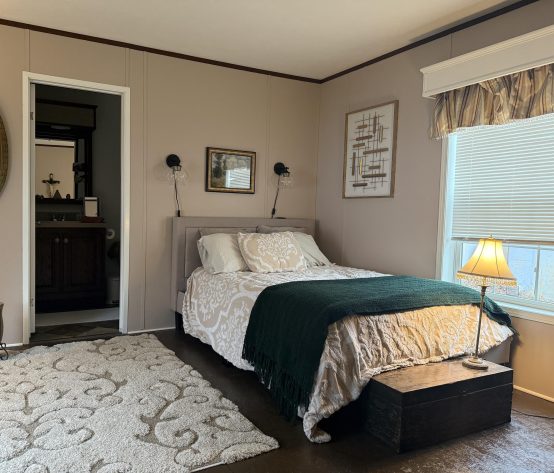 Fairview Manor - Image 6