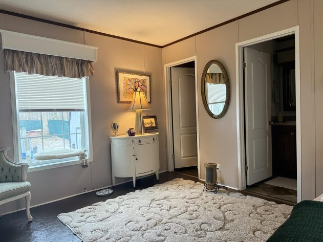 Fairview Manor - Image 8