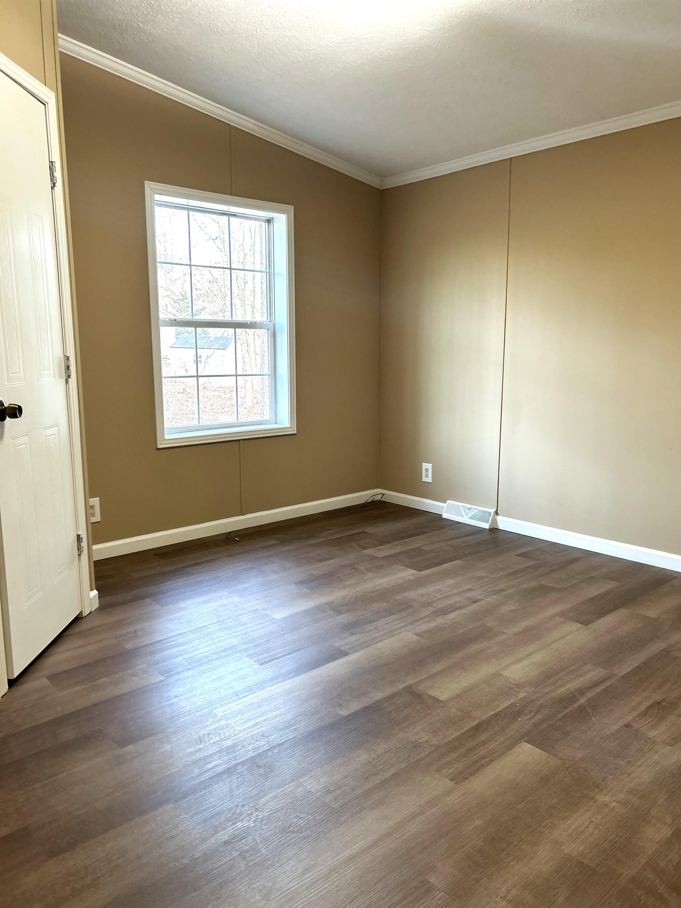 Fairview Manor - Image 2