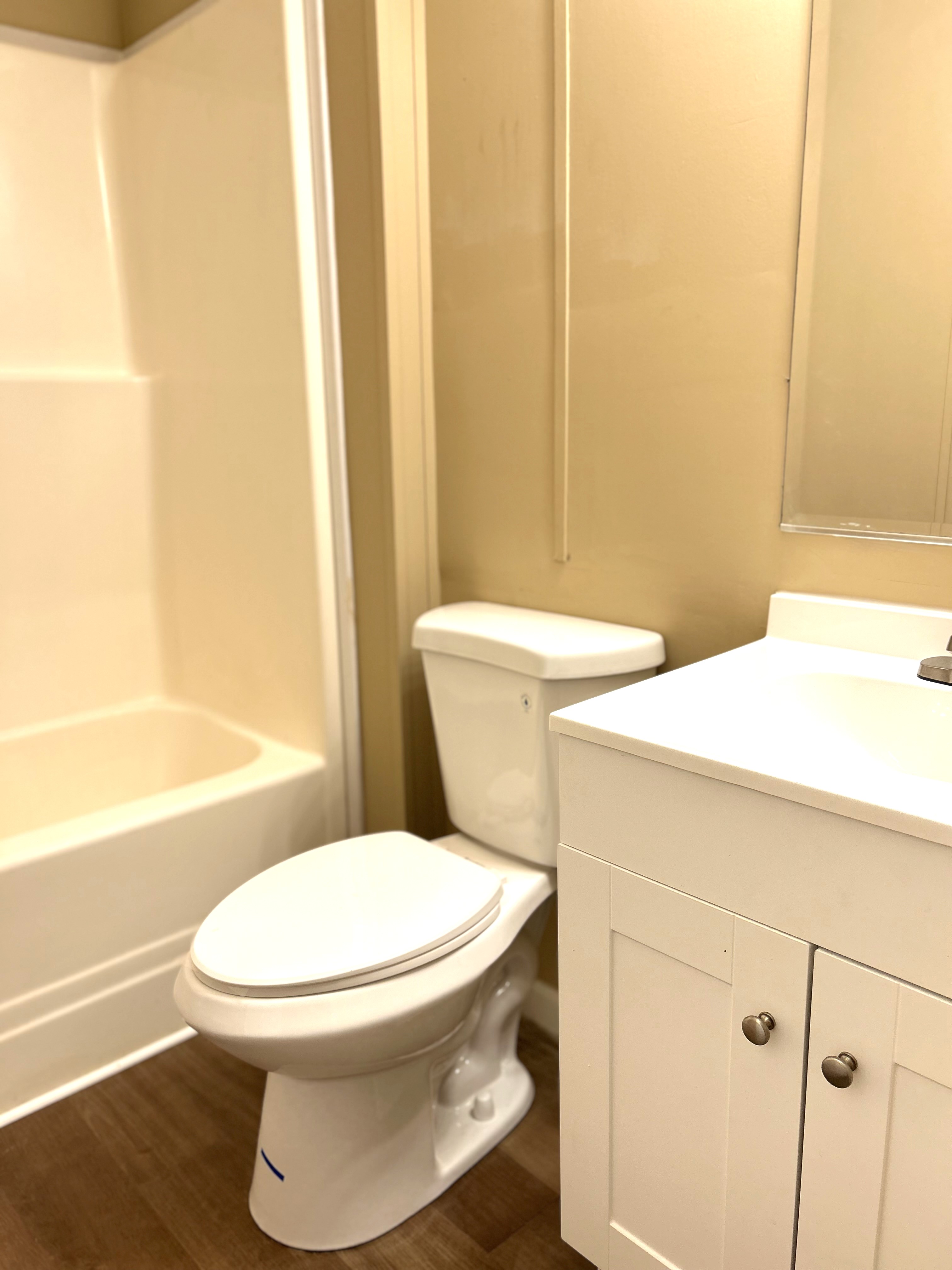 Fairview Manor - Image 14