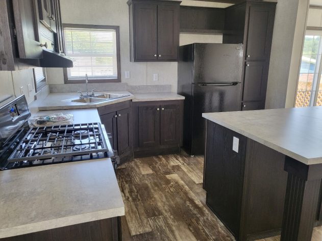 Oakwood Lake Village - Image 9