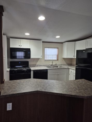 Spreading Oaks Village - Image 2